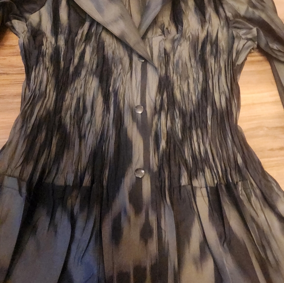 Top - Picture 4 of 8